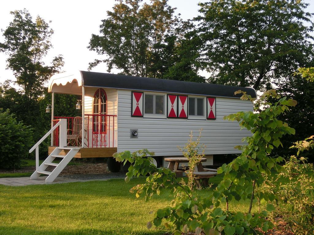 Someren Pipowagen Camping Puur Genieten Bed & Breakfast 部屋 写真