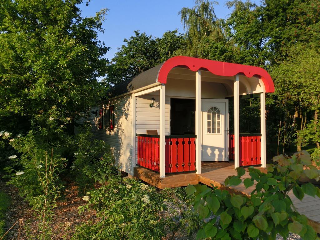 Someren Pipowagen Camping Puur Genieten Bed & Breakfast 部屋 写真