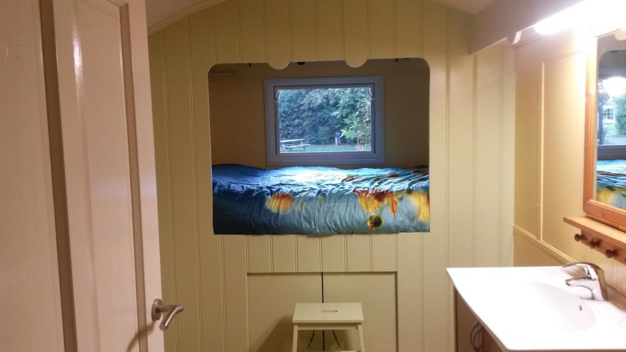 Someren Pipowagen Camping Puur Genieten Bed & Breakfast エクステリア 写真